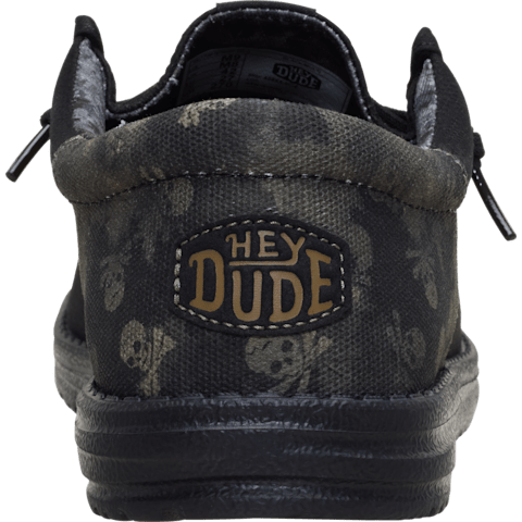 Wally Funk Distressed Skulls