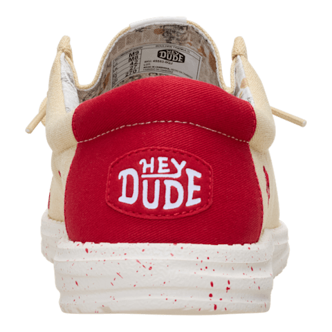 Wally Embroidered Crawfish